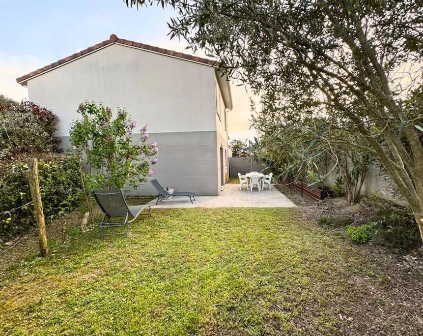 Maison Calme Avec Jardin Proche De Toulouse Bagian luar foto