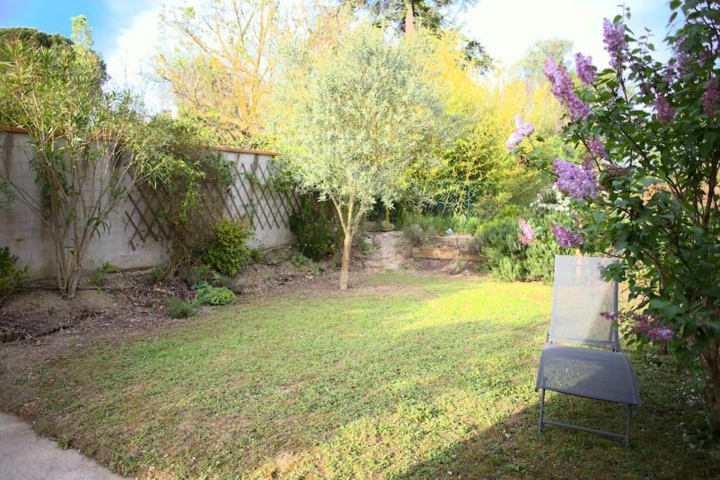 Maison Calme Avec Jardin Proche De Toulouse Bagian luar foto
